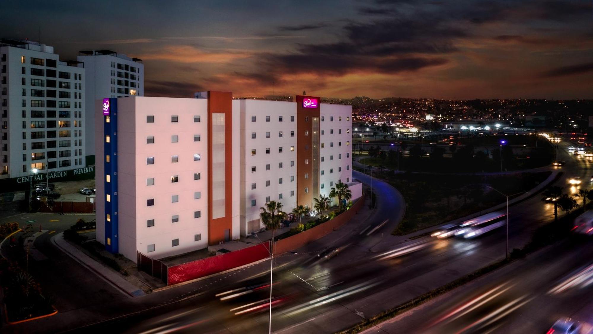 Sleep Inn Tijuana Extérieur photo